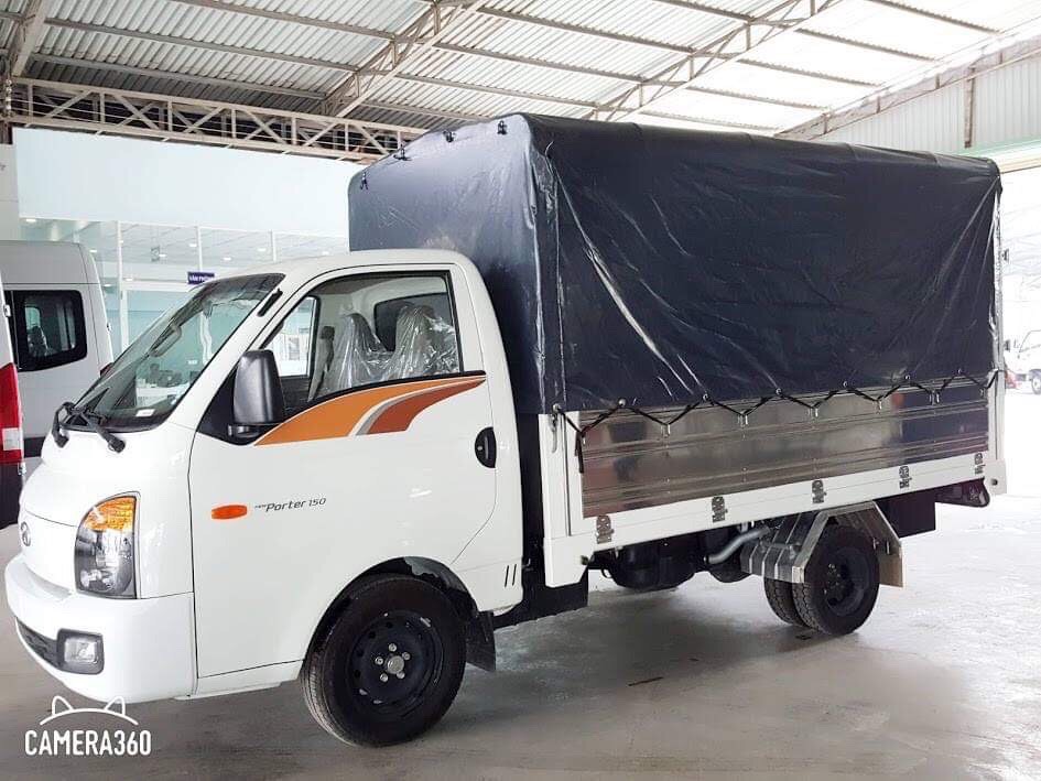 Xe tải Hyundai 1T49 thùng bảo ôn 3