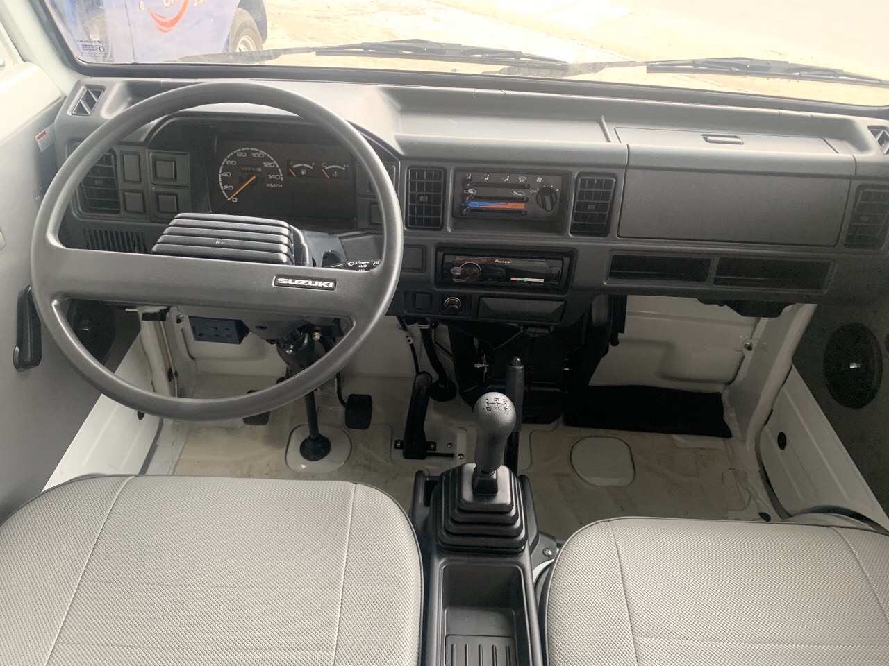 Xe tải van suzuki 2 chỗ 9 Xe tải van suzuki 2 chỗ 9
