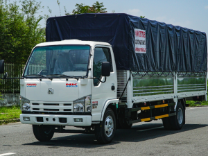 Xe tải IsuzuVM 1T9 Thùng 6m2