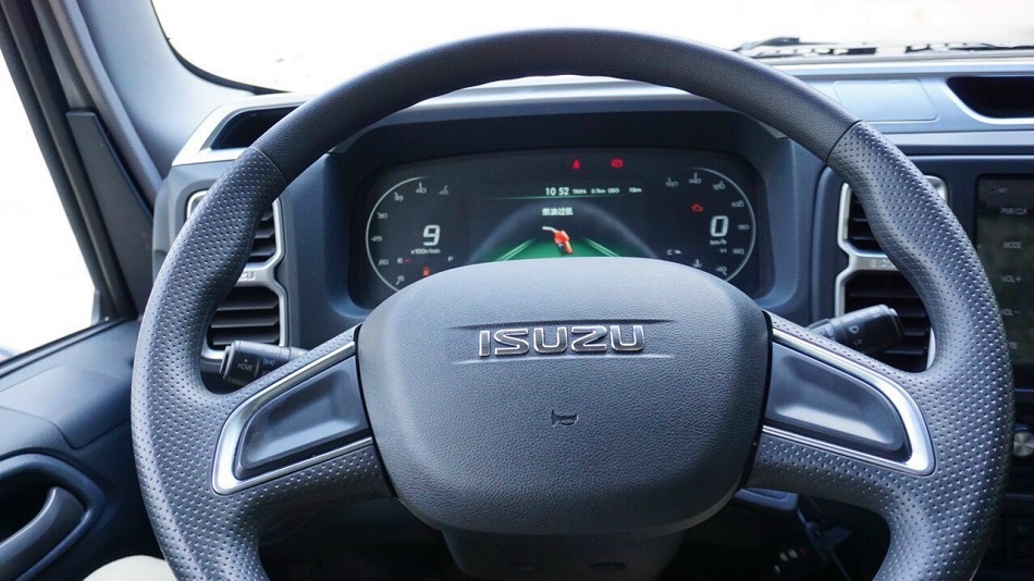 taplo xe isuzu 3t5