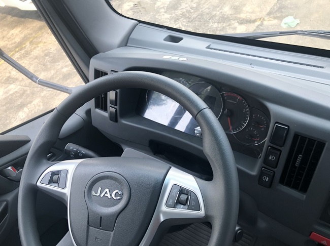 xe tải jac 9t thùng 6m8