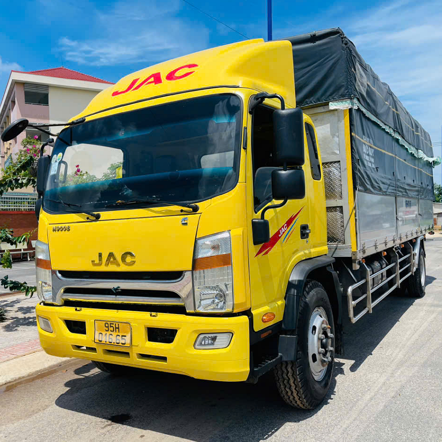 Xe tải cũ Jac N900 tải 9T1 đời 2024