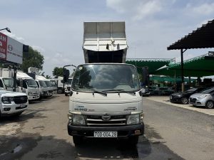 Xe ben cũ Hino Dutro XZU342L 3T75